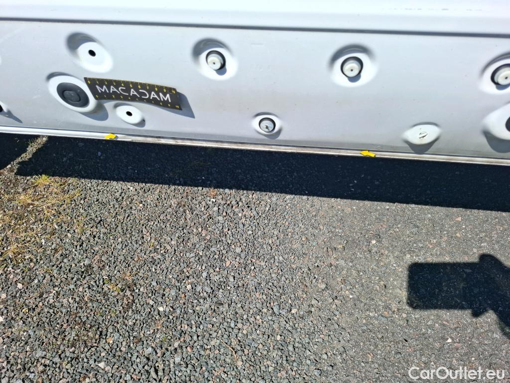  Renault  Trafic RENAULT  VU 4p Fourgon FG GCFL1H1 1000 dCi95  E6 #25