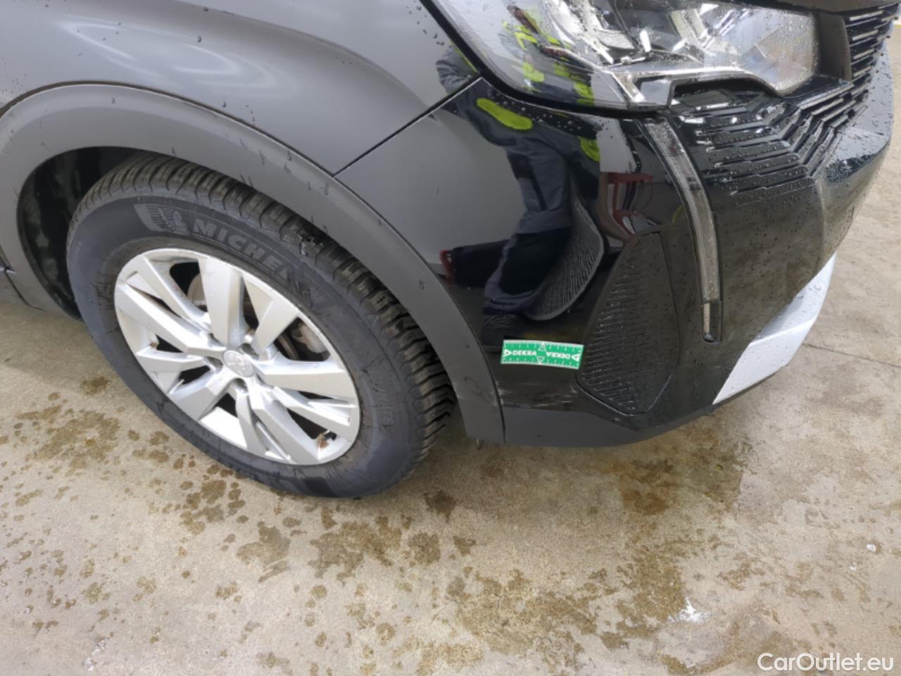  Peugeot  3008  Active Pack 1.5 HDi 130CV BVM6 E6d #18