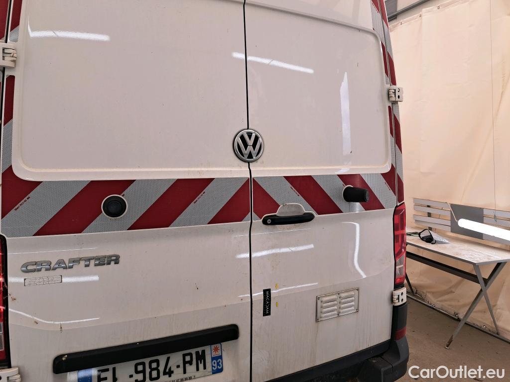  Volkswagen  Crafter  Fourgon Fourgon 35 mittlerer Radstand mit Hochdach FWD 2.0 140CV BVM6 #17