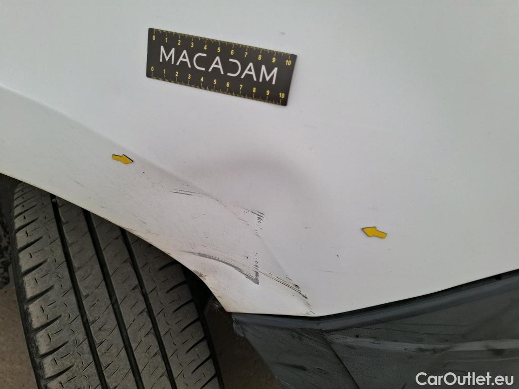  Renault  Master  III Fourgon L2H2 3 5 Grand Confort dCi 135CV BVM6 E5 #16