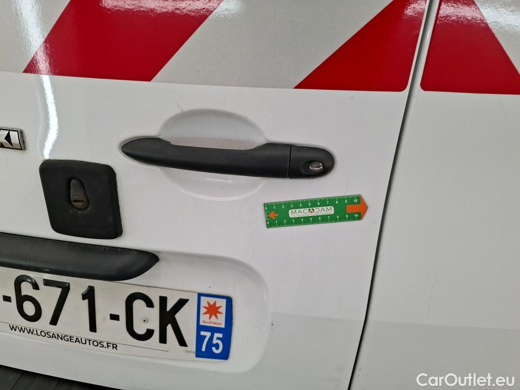  Renault  Kangoo  II Express Maxi Extra (Série Spéciale) 1.5 dCi 95CV BVM6 E6dT #24