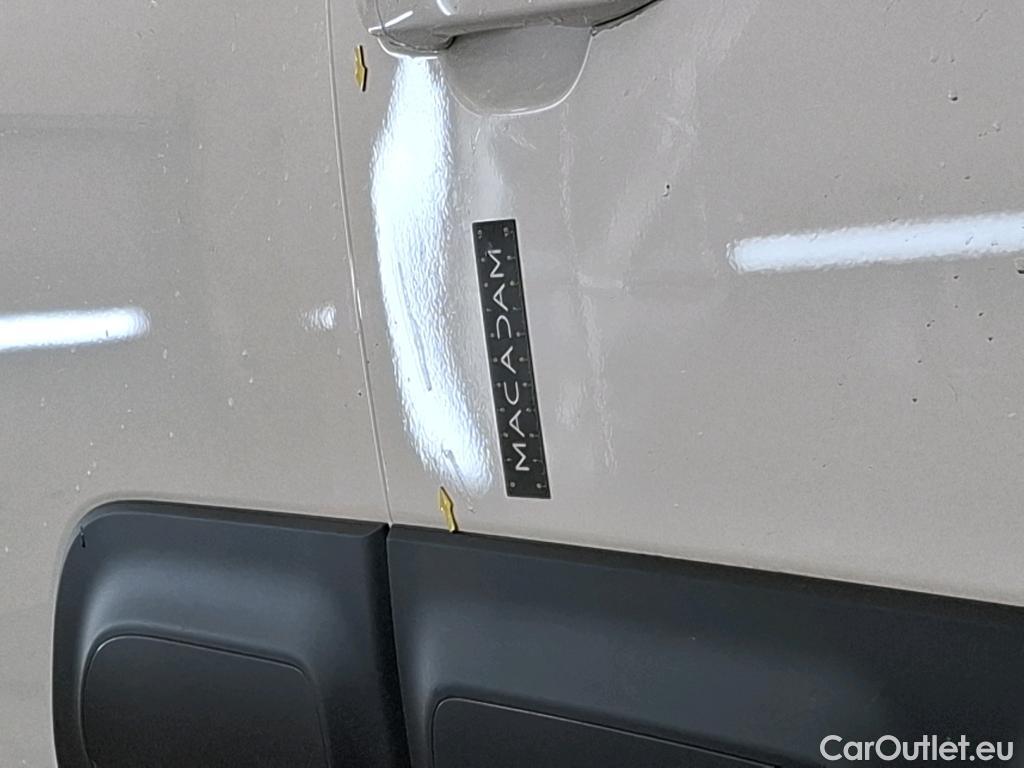  Citroen  C3 CITROEN  Société / 2020 / 5P / Berline / VU BlueHDi 100 SandS BVM6 Feel Nav #2