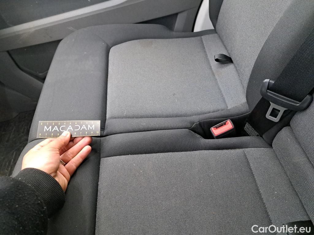  Volkswagen  Crafter  Fourgon Fourgon 35 mittlerer Radstand mit Hochdach FWD 2.0 140CV BVM6 #20