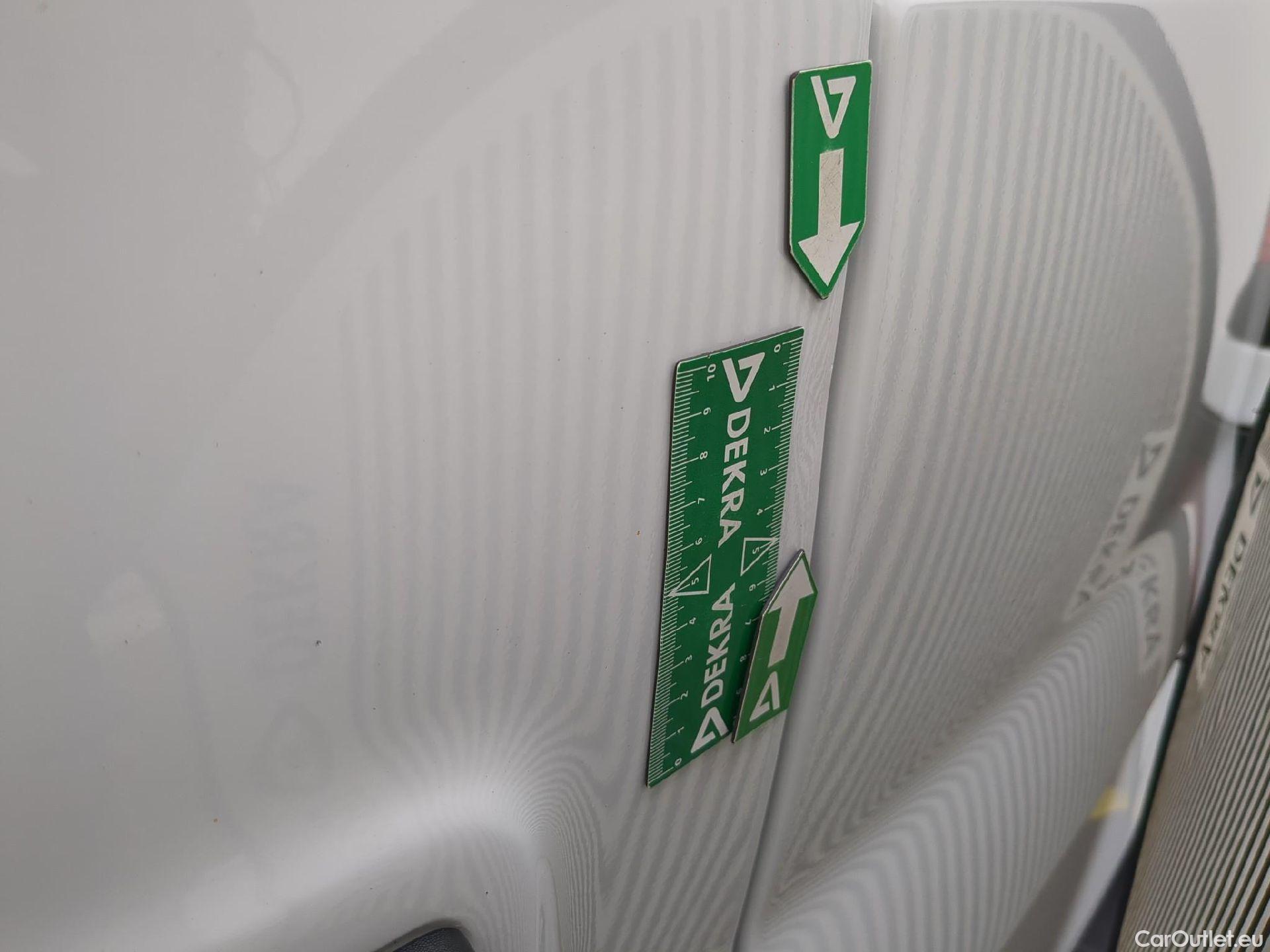  Renault  Trafic  III Fourgon L2H1 3T Confort 2.0 dCi 130CV BVM6 E6d #22