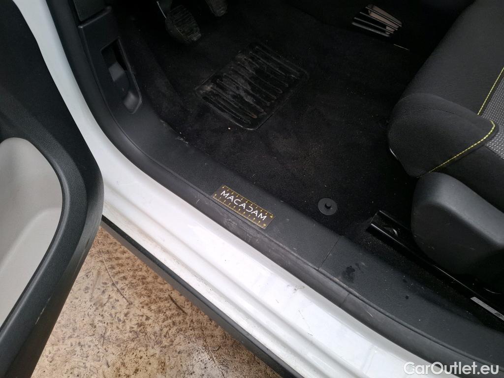  Citroen  C3 CITROEN  Société / 2020 / 5P / Berline / VU BlueHDi 100 SandS BVM6 Feel Nav #4
