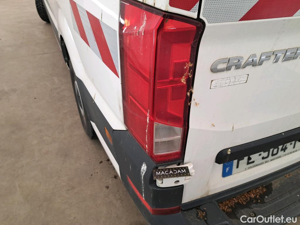 Volkswagen  Crafter  Fourgon Fourgon 35 mittlerer Radstand mit Hochdach FWD 2.0 140CV BVM6 #10