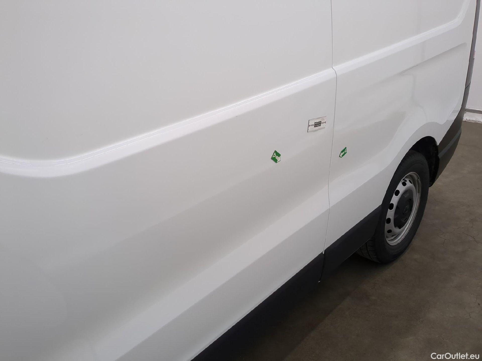  Renault  Trafic  III Fourgon L2H1 3T Confort 2.0 dCi 130CV BVM6 E6d #20