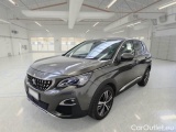  Peugeot  3008 PEUGEOT  / 2016 / 5P / SUV BLUEHDI 130 EAT8 SeS ALLURE 