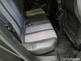  Peugeot  3008 PEUGEOT  / 2016 / 5P / SUV BLUEHDI 130 EAT8 SeS ALLURE #16