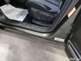  Peugeot  3008 PEUGEOT  / 2016 / 5P / SUV BLUEHDI 130 EAT8 SeS ALLURE #135