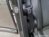  Peugeot  3008 PEUGEOT  / 2016 / 5P / SUV BLUEHDI 130 EAT8 SeS ALLURE #147