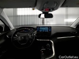  Peugeot  3008 PEUGEOT  / 2020 / 5P / SUV BLUEHDI 130 SeS ALLURE #3