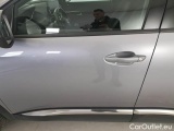  Peugeot  3008 PEUGEOT  / 2020 / 5P / SUV BLUEHDI 130 SeS ALLURE #64
