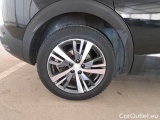  Peugeot  3008 PEUGEOT  / 2020 / 5P / SUV BLUEHDI 130 EAT8 SeS ALLURE #18