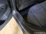  Volkswagen  Golf  VOLKSWAGEN / 2019 / 5P / BERLINA 2.0 TDI SCR 85KW LIFE #131