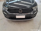  Volkswagen  T-ROC VOLKSWAGEN  / 2017 / 5P / SUV 1.0 TSI STYLE #42