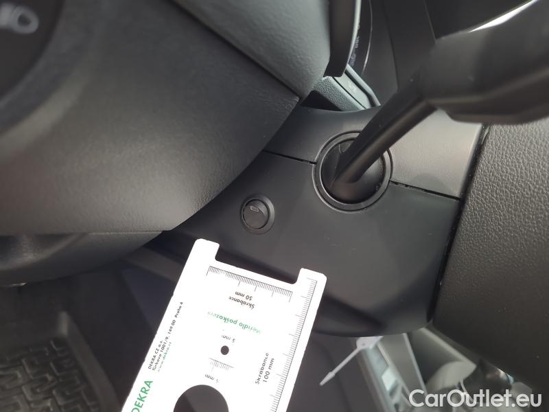  Skoda  Octavia  Combi  (5E5)(03.2017->)  Com 1.6TDI 85 Ambition #27