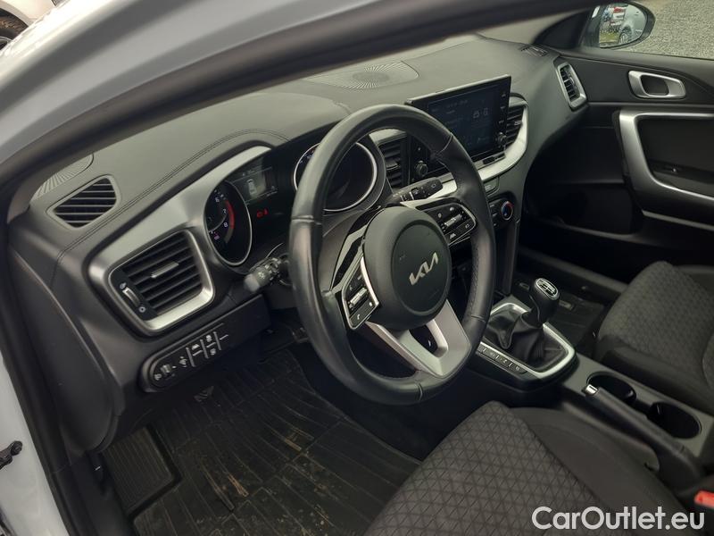  KIA  Cee'd Ceed Sportswagon (2018->) Ceed SW 1.0 T-GDI 88 Fresh #12