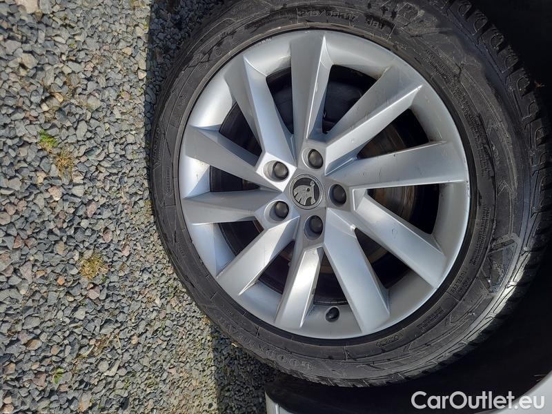  Skoda  Superb  Combi (3V5)(2015) Sup.C.FL2.0TDI 110 Style #4