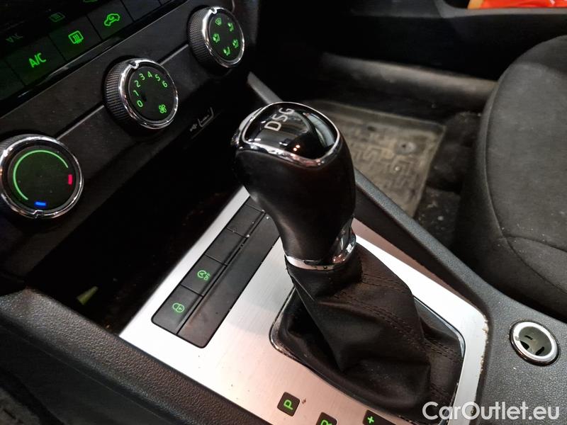 Skoda  Octavia  Combi  (5E5)(03.2017->) Oct.Co1.5TSI CNG 130 Active AT #11