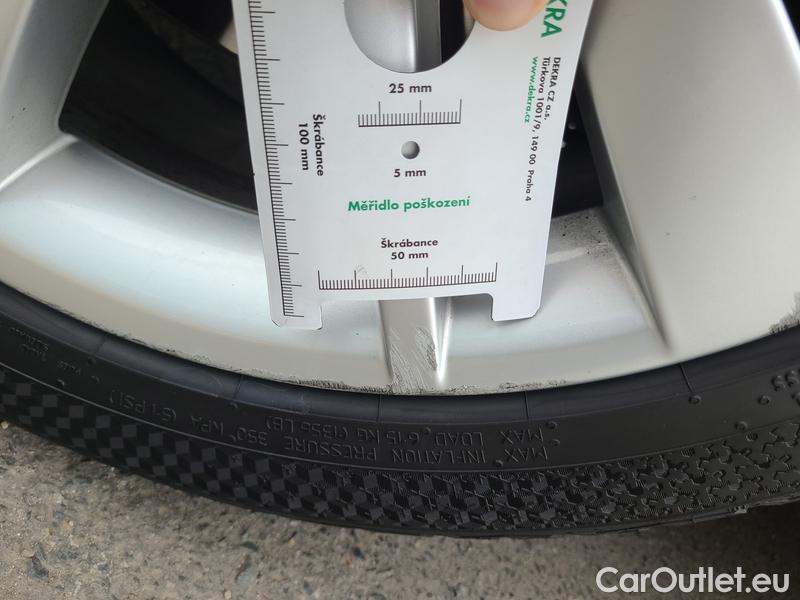  Skoda  Octavia  Lim.  (5E3)(03.2017->)  2.0TSI 140 Style AT #2