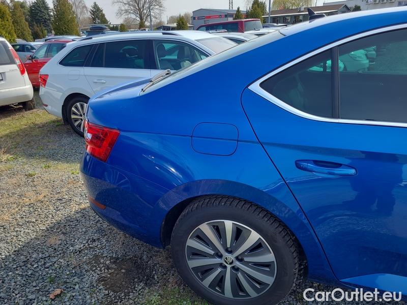  Skoda  Superb  (3V3)(2015) Supe.FL2.0TDI 110 Style AT #13