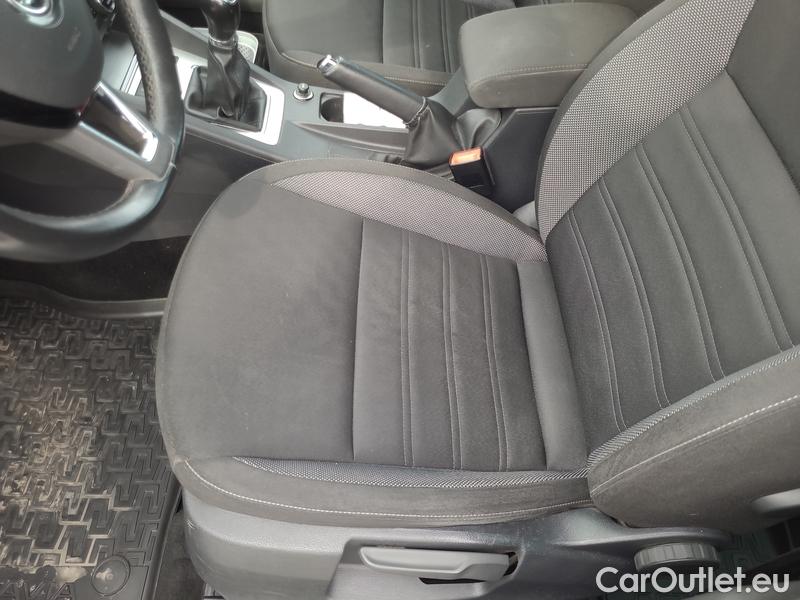  Skoda  Octavia  Combi  (5E5)(03.2017->)  Com 1.6TDI 85 Ambition #23