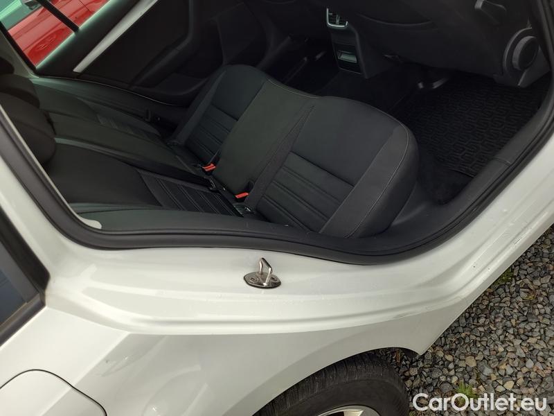  Skoda  Octavia  Combi  (5E5)(03.2017->)  Com 1.6TDI 85 Ambition #17