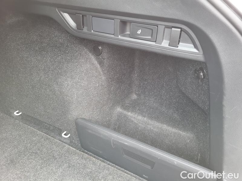  Skoda  Octavia  Combi (NX3)(2020) Oct.Com.1.5 e-TEC 110 Style AT #12
