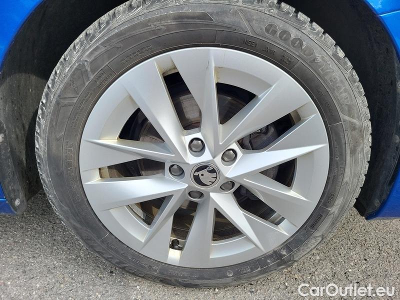  Skoda  Octavia  Combi (NX3)(2020) Oct.Combi 2.0TDI 110 Style AT #12