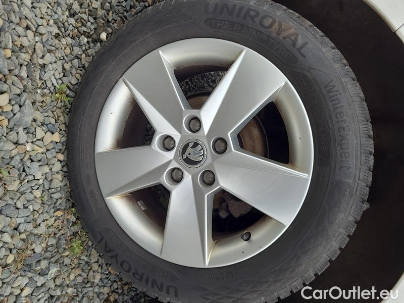  Skoda  Octavia  Combi  (5E5)(03.2017->)  Com 1.6TDI 85 Ambition #12