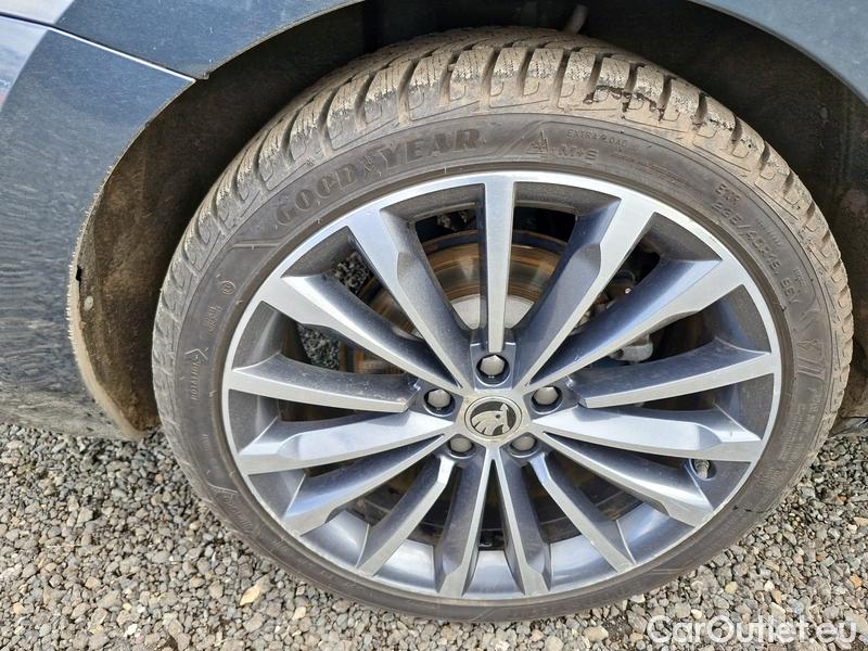  Skoda  Superb  (3V3)(2015)  1.4PHEV 160 L&K AT #16