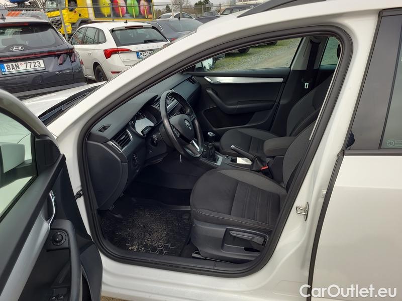  Skoda  Octavia  Combi  (5E5)(03.2017->)  Com 1.6TDI 85 Ambition #22