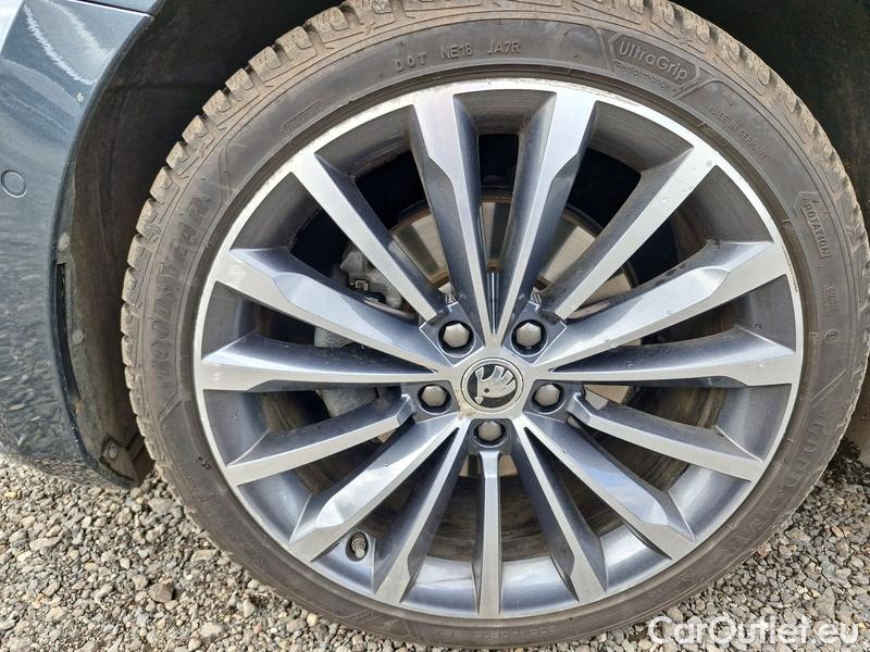  Skoda  Superb  (3V3)(2015)  1.4PHEV 160 L&K AT #3