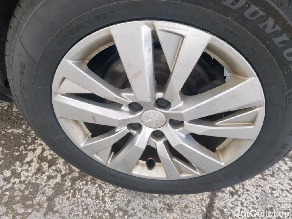  Peugeot  3008  Active Business 1.5 HDi 130CV BVA8 E6d #2