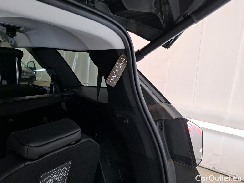  Peugeot  5008  Allure Pack 1.5 HDi 130CV BVA8 7 Sieges E6d #25
