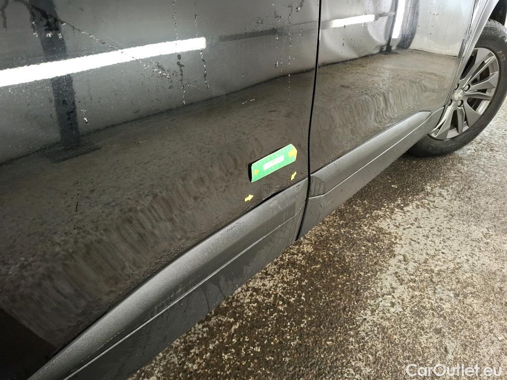  Peugeot  2008  Active Pack 1.2 PureTech 130CV BVA8 E6d #1