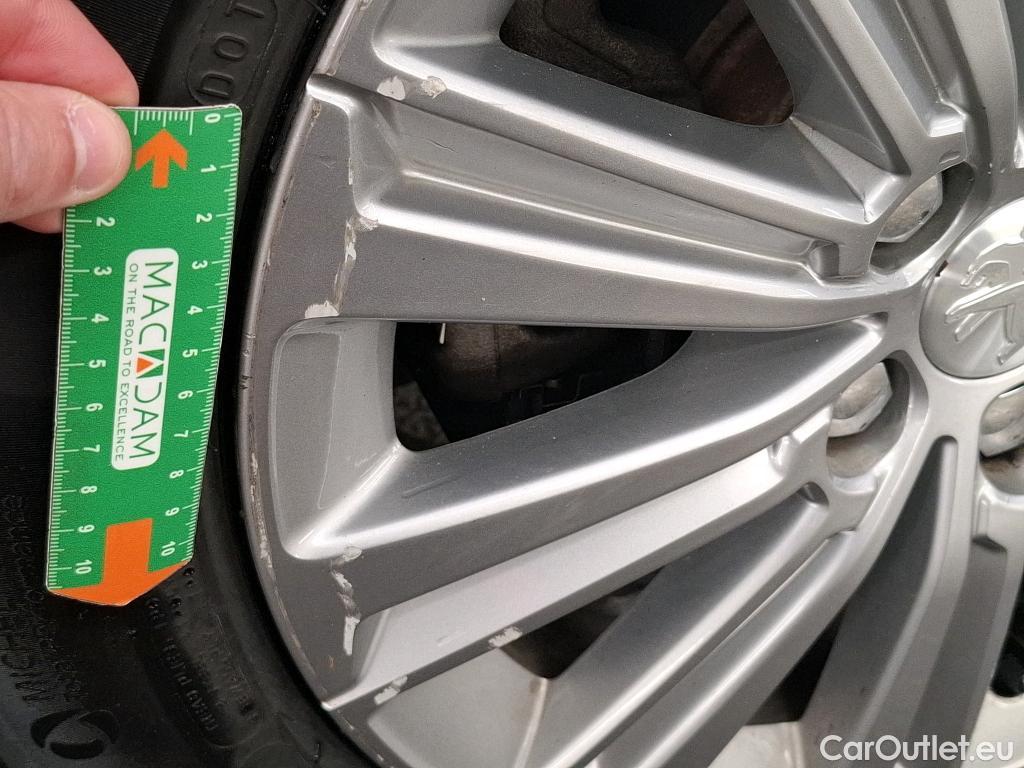  Peugeot  308  SW Allure 1.2 PureTech 130CV BVA8 E6d #13