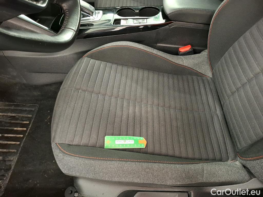  Peugeot  2008  Active Pack 1.2 PureTech 130CV BVA8 E6d #13