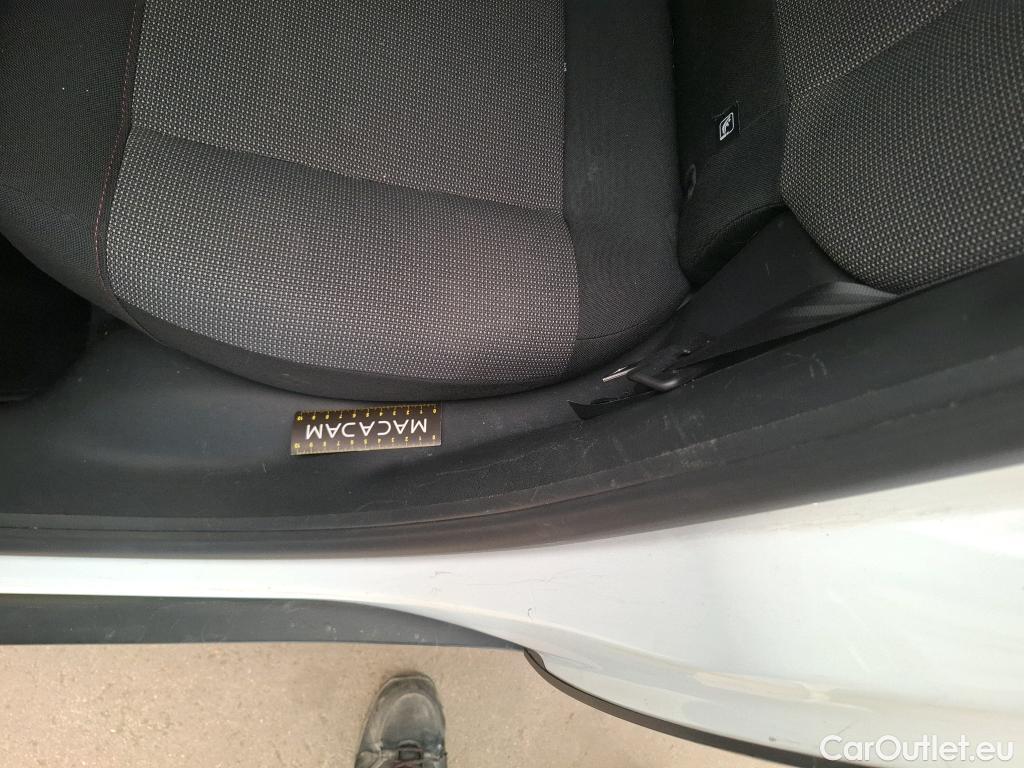  Citroen  C4 Cactus  Feel Business 1.5 BlueHDi 100CV BVM6 E6dT #9