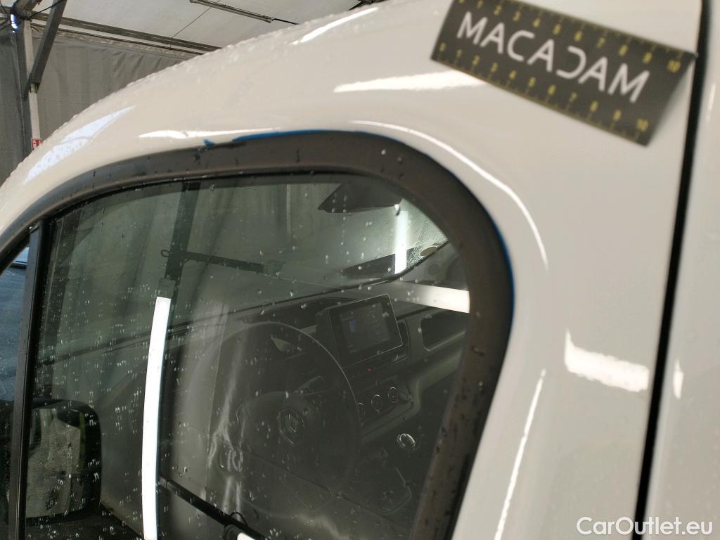  Renault  Trafic RENAULT  / 2021 / 4P / Fourgon tôlé FG CF L1H1 2T8 Blue dCi 130 #13