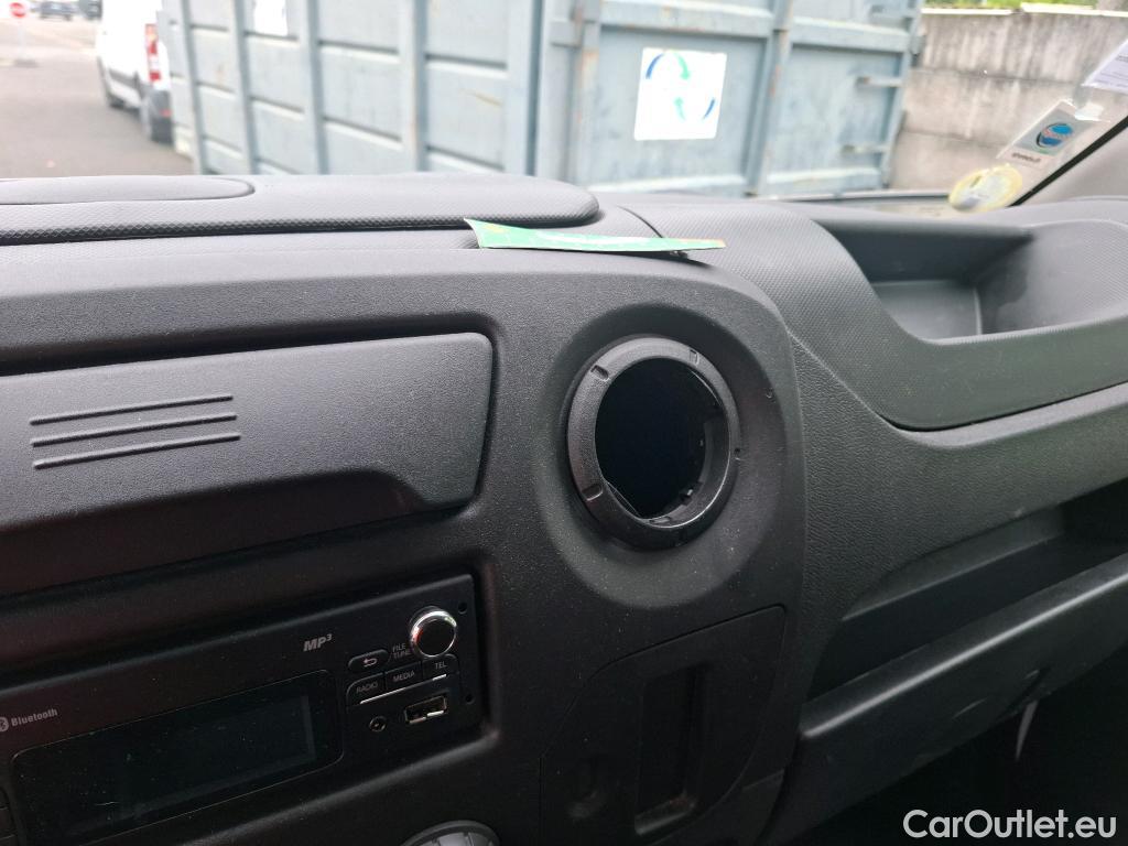  Renault  Master  Fourgon L2H2 3 5 Grand Confort dCi 130CV BVM6 E6 #18