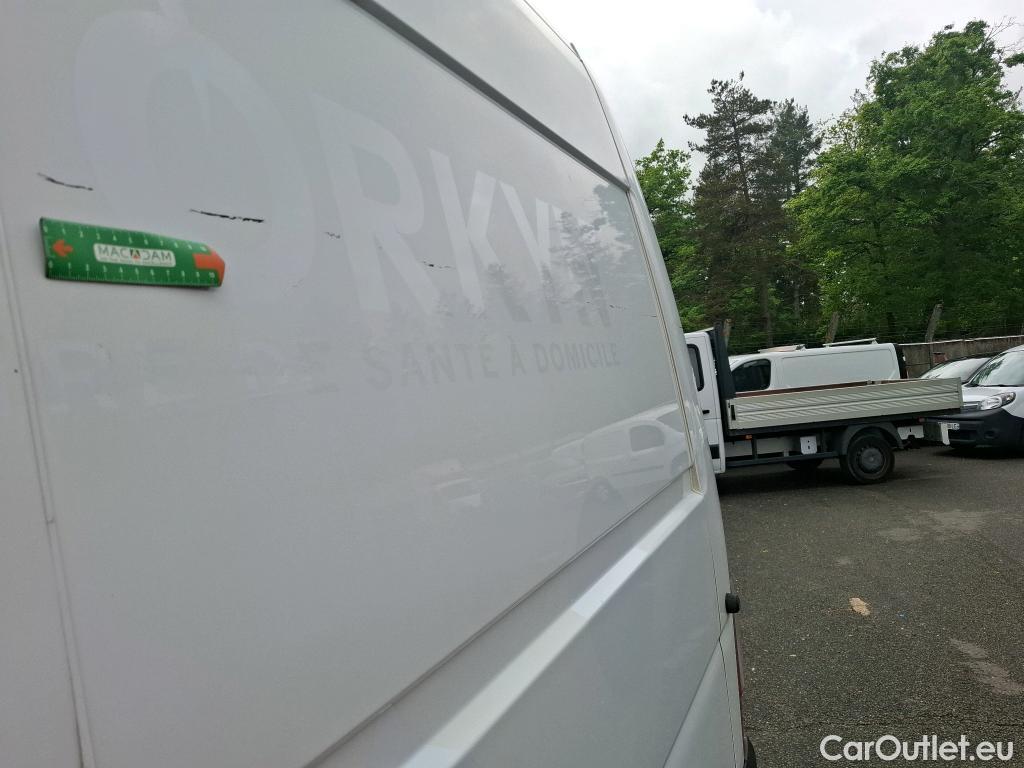  Renault  Master  Fourgon L2H2 3 5 Grand Confort dCi 130CV BVM6 E6 #23