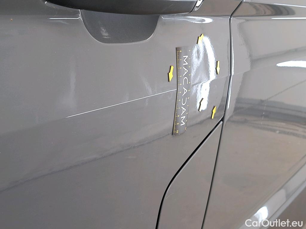  Volkswagen  Crafter  Fourgon Fourgon 35 mittlerer Radstand mit Hochdach FWD 2.0 #12