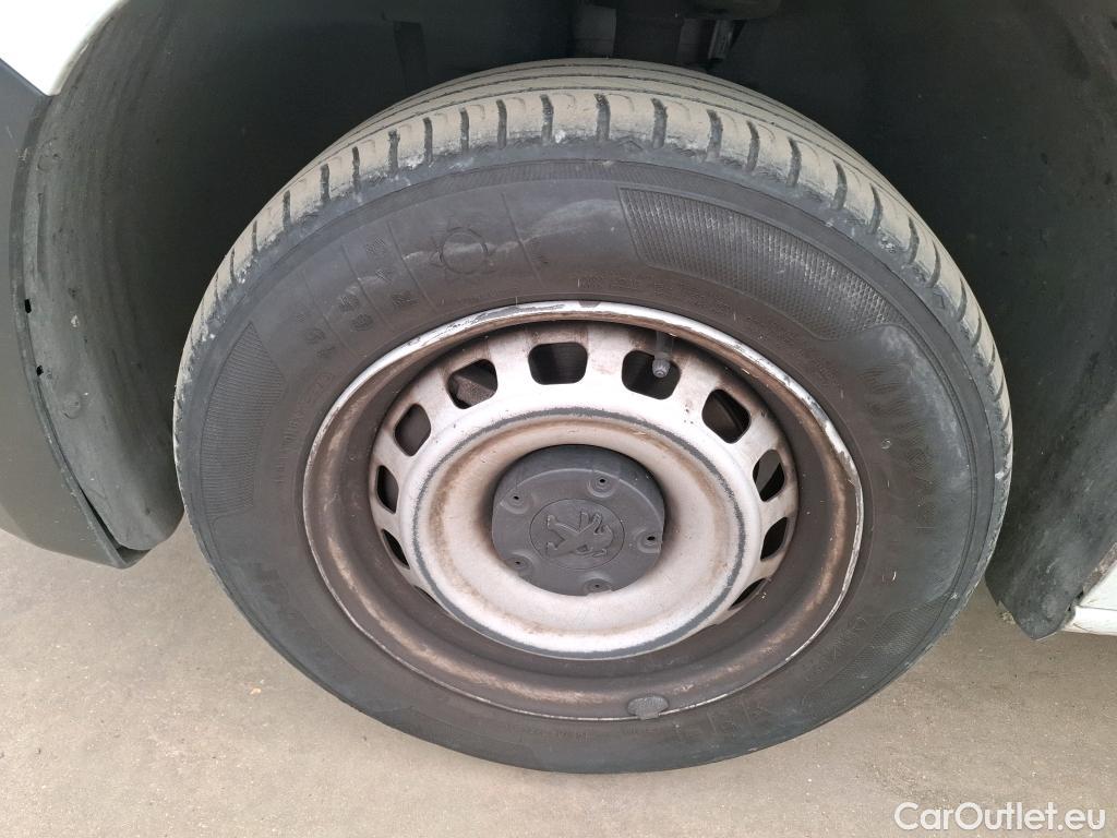  Peugeot  Partner  Premium L1 1.5 HDi 75CV BVM5 E6dT #40