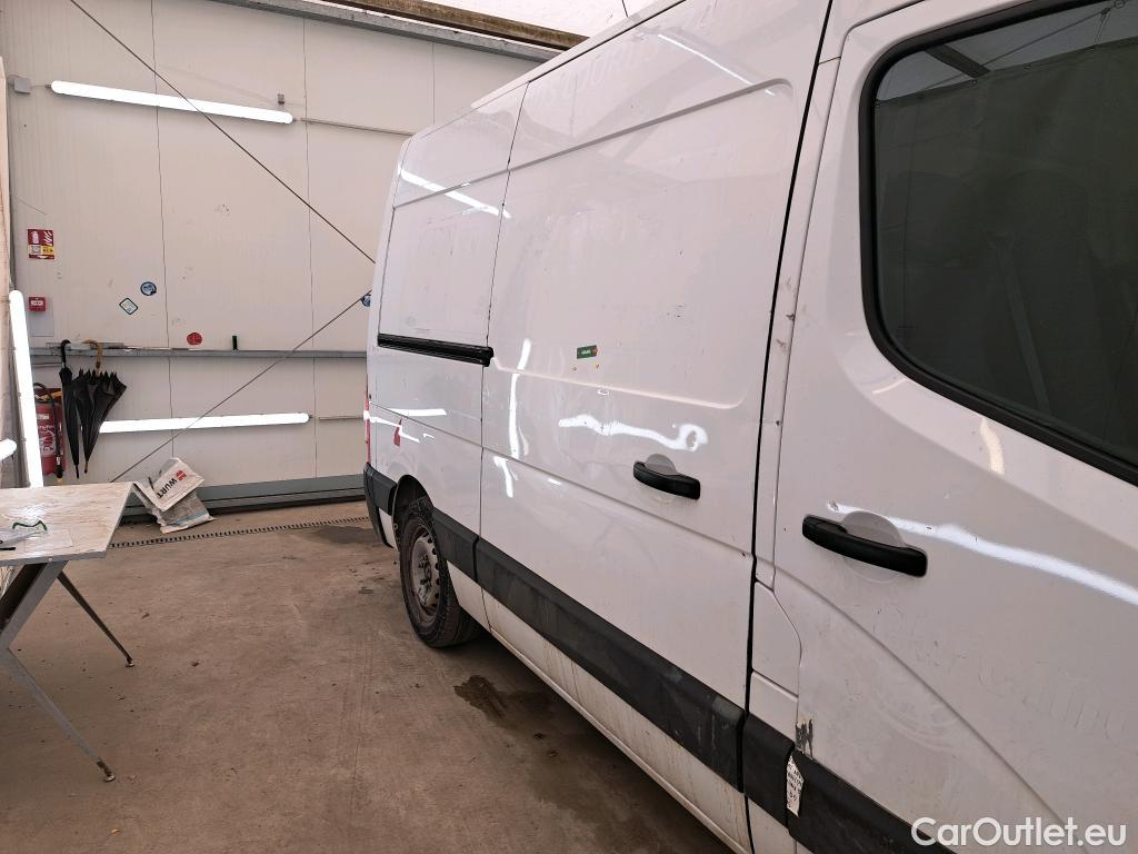 Renault  Master  III Fourgon L2H2 3 5 Grand Confort dCi 130CV BVM6 E6 #11