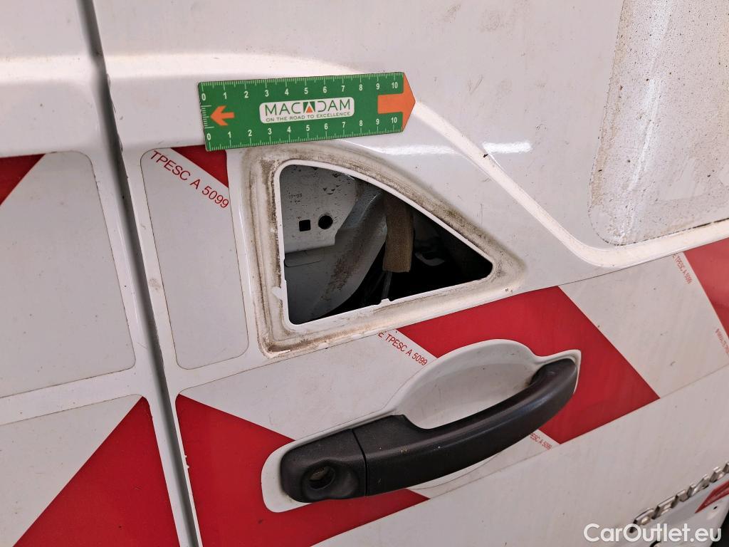  Renault  Master  III Fourgon L2H2 3 5 Grand Confort dCi 130CV BVM6 E6 #70