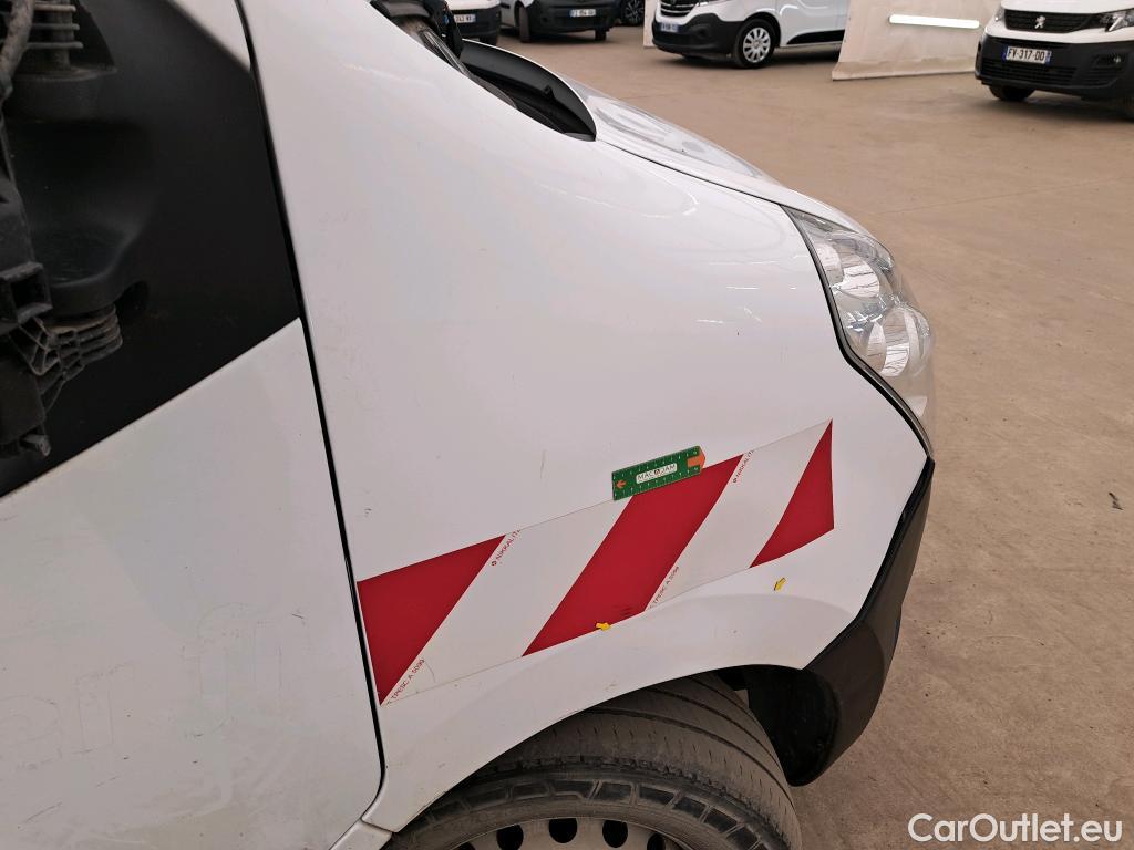  Renault  Master  III Fourgon L2H2 3 5 Grand Confort dCi 130CV BVM6 E6 #46