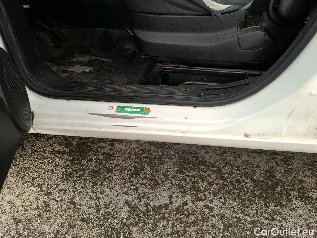  Citroen  Nemo  Eco (VU) 1.4 HDi 70CV BVM5 E4 #31
