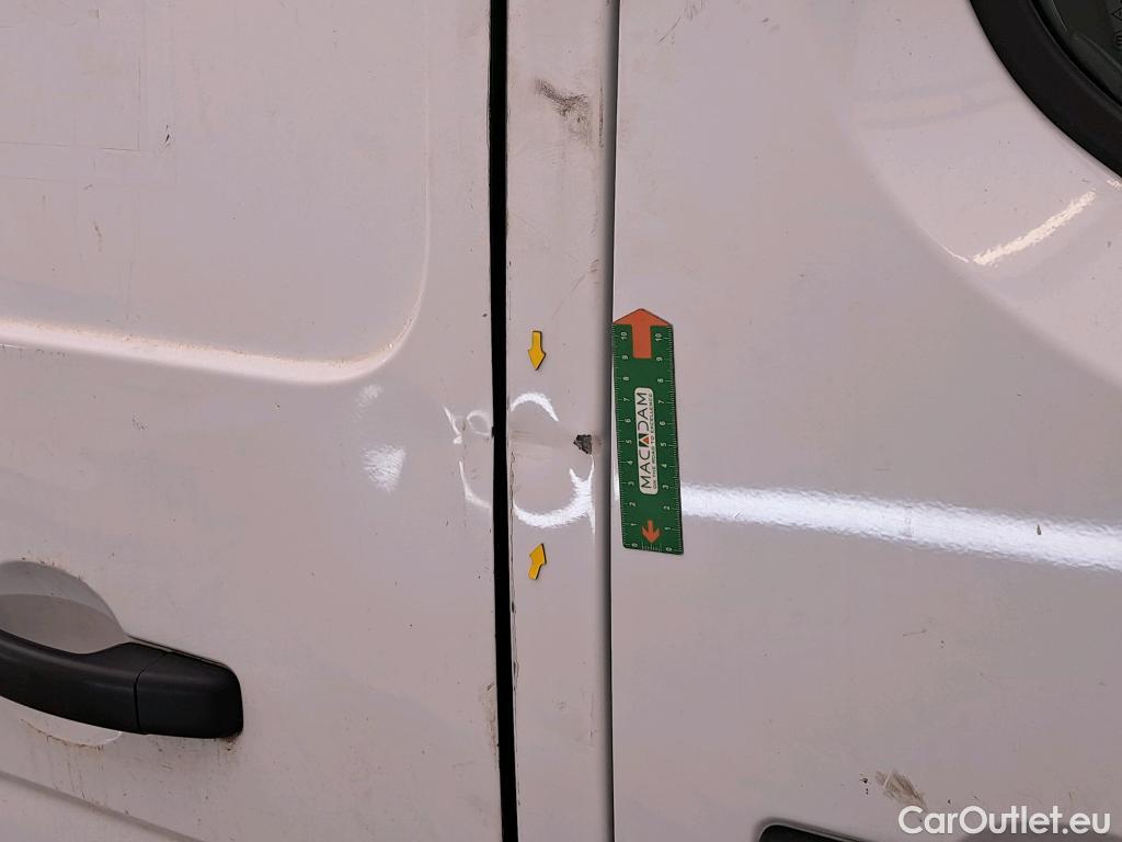 Renault  Master  III Fourgon L2H2 3 5 Grand Confort dCi 130CV BVM6 E6 #41